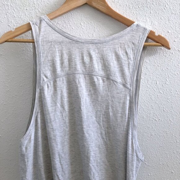 LULULEMON To The Point Tank No Size Tag Check Measurements - Picture 5 of 9